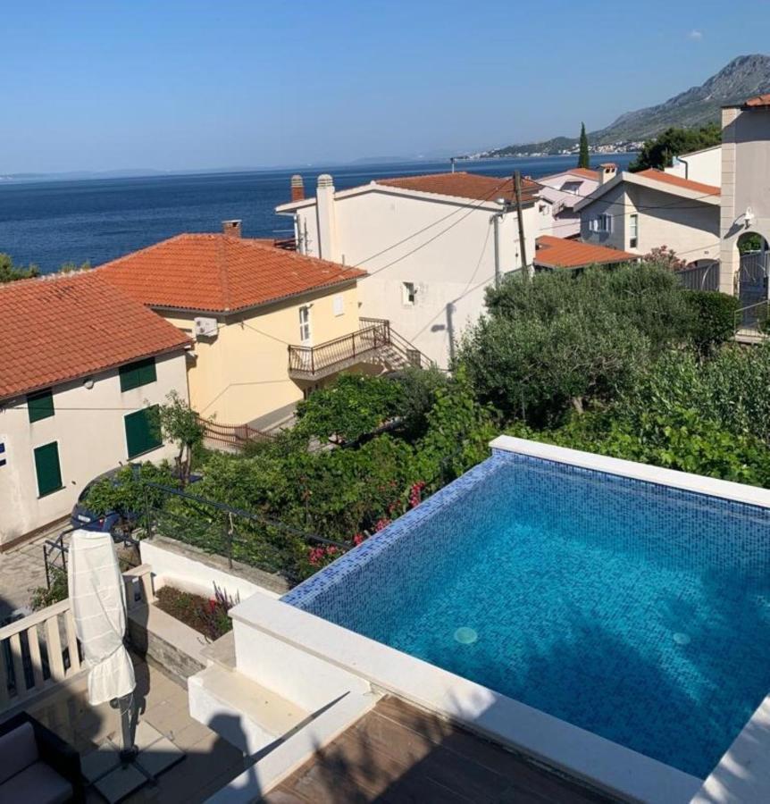 Apartments With Pool Vrdoljak Omiš Екстериор снимка