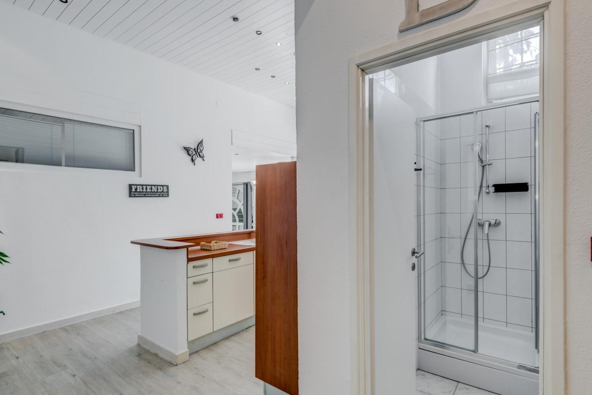 Apartments With Pool Vrdoljak Omiš Стая снимка