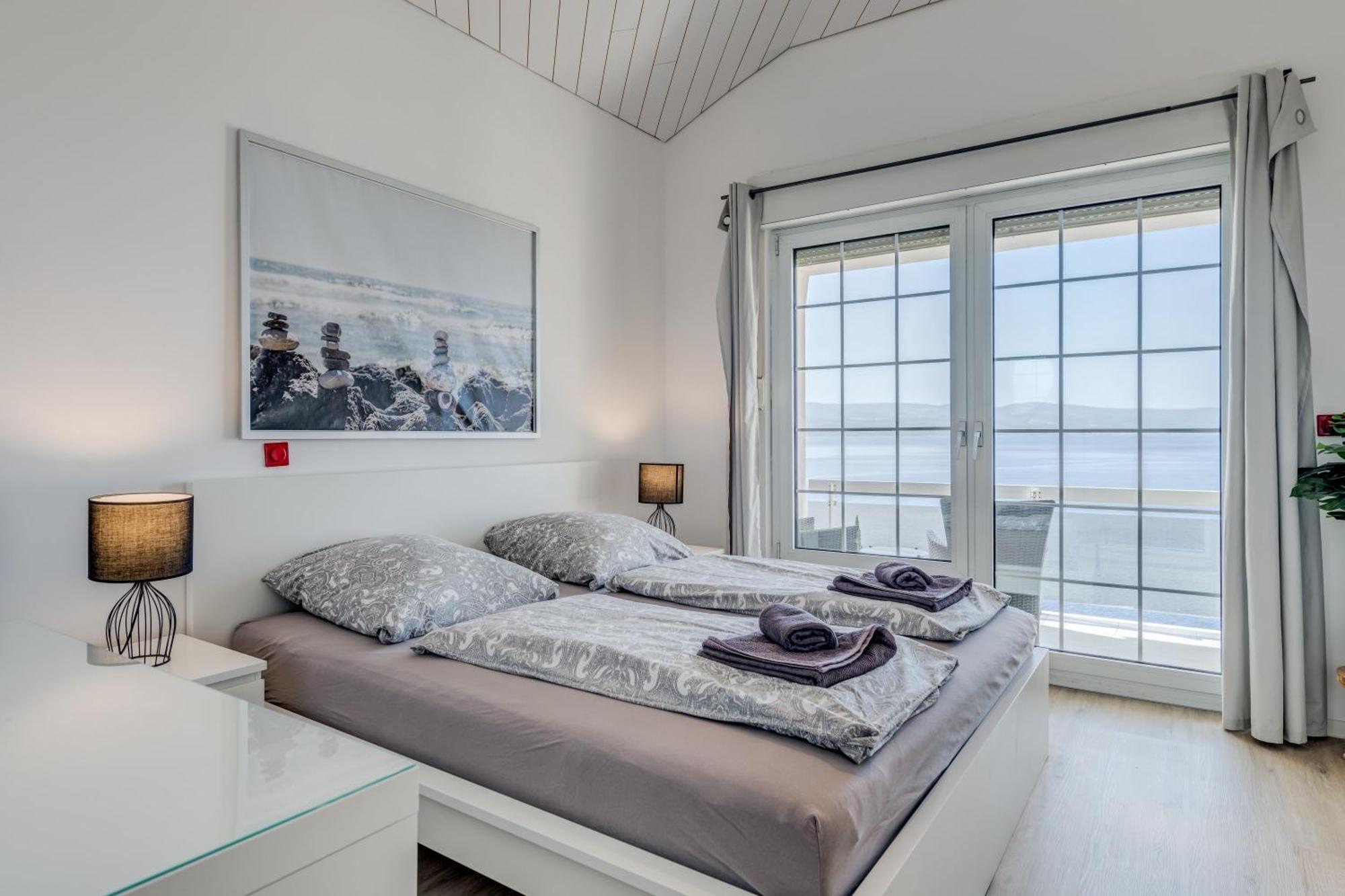 Apartments With Pool Vrdoljak Omiš Стая снимка