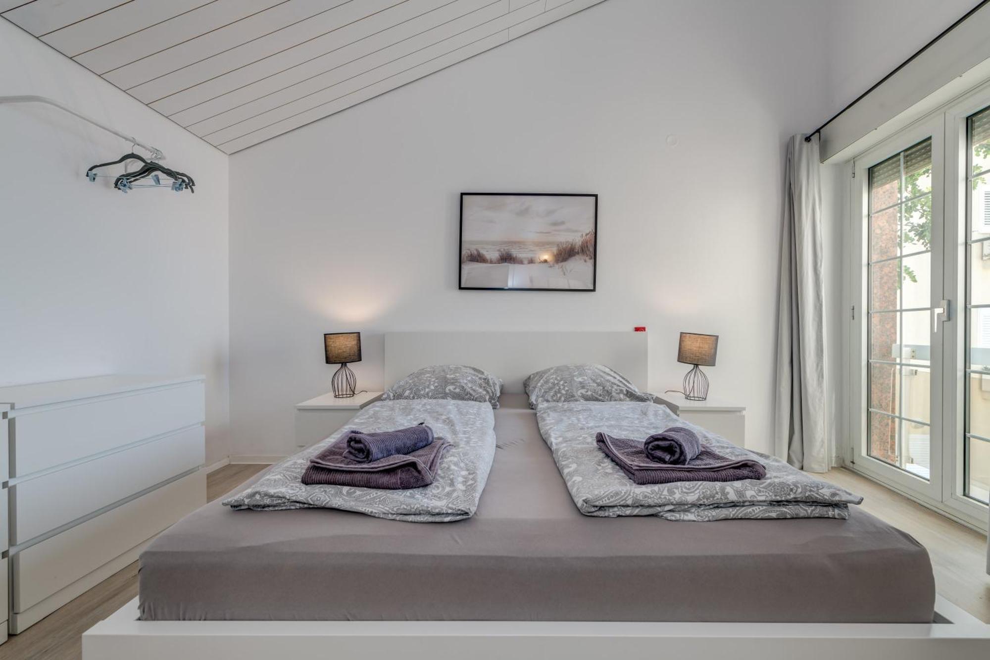 Apartments With Pool Vrdoljak Omiš Стая снимка