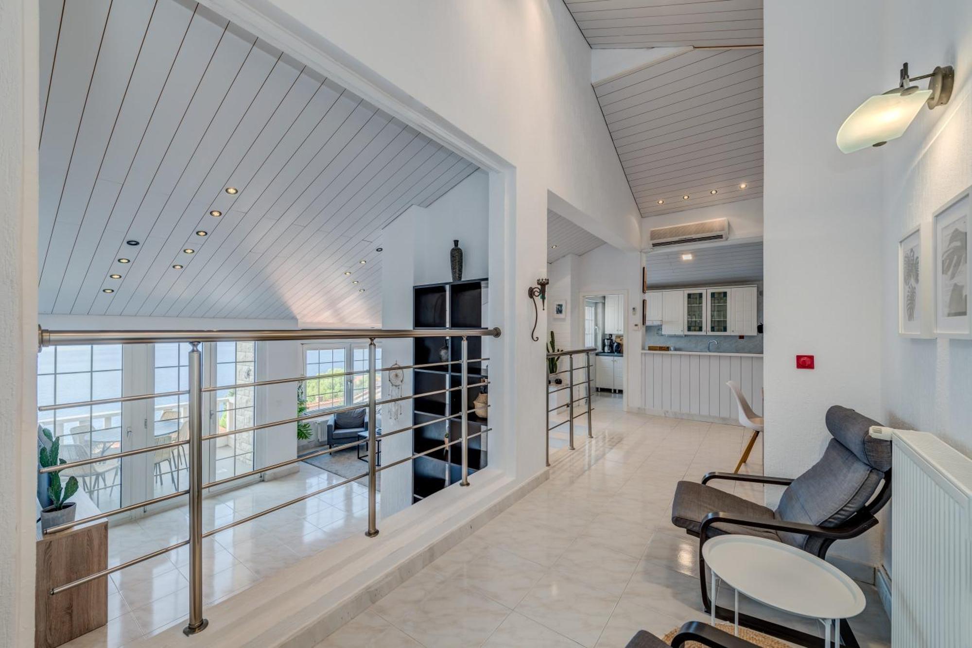 Apartments With Pool Vrdoljak Omiš Стая снимка